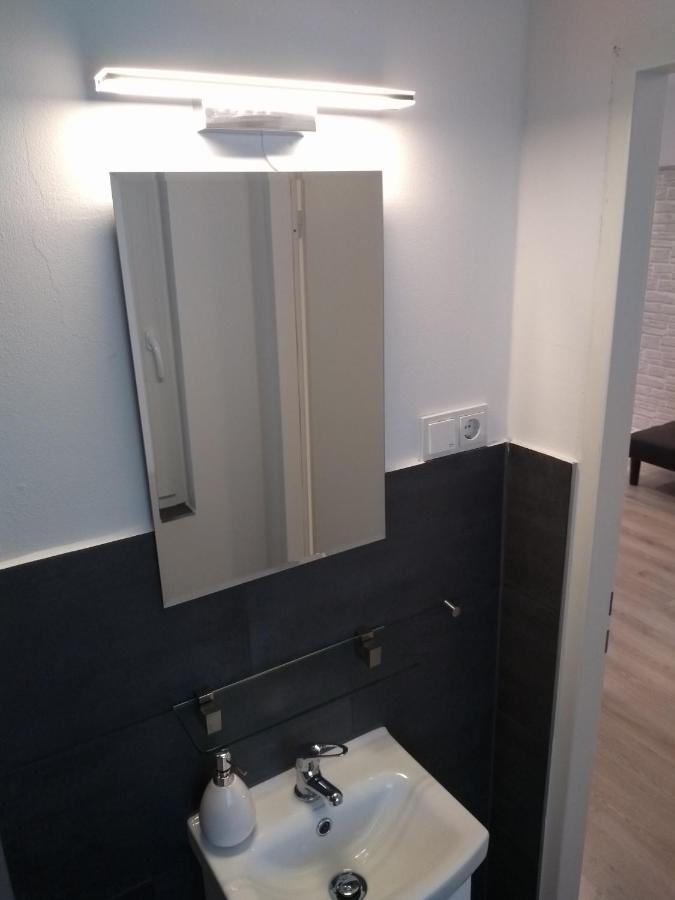 City-Apartment Spreeufer Im Herzen Berlins المظهر الخارجي الصورة